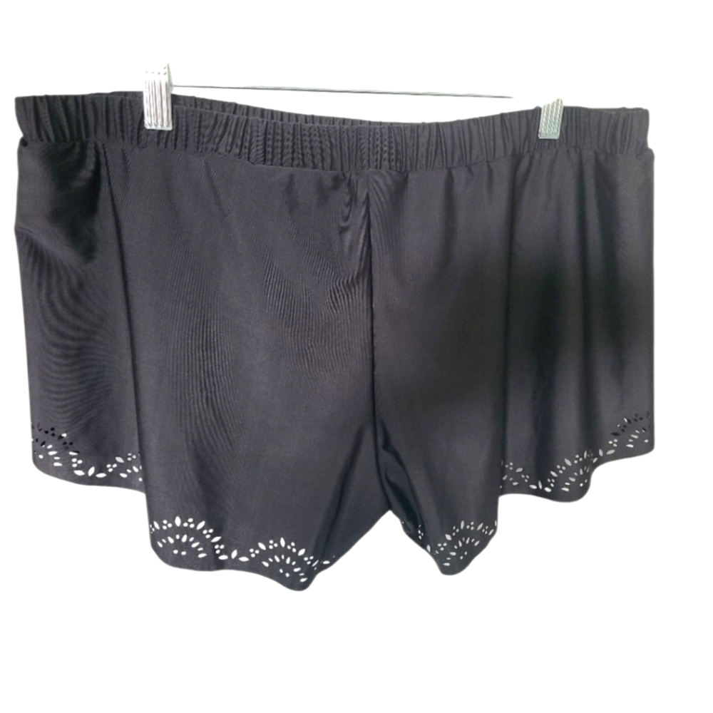 WOMEN'S black short or swimsuit bottoms Size XL